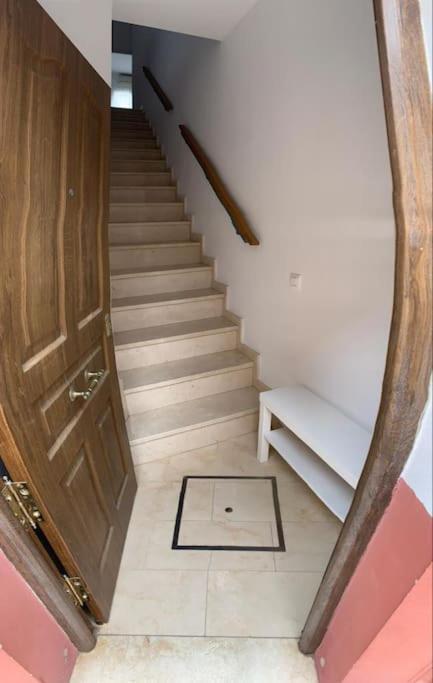 Apartamento Luminoso En Espartinas Totalmente Climatizado Exterior foto
